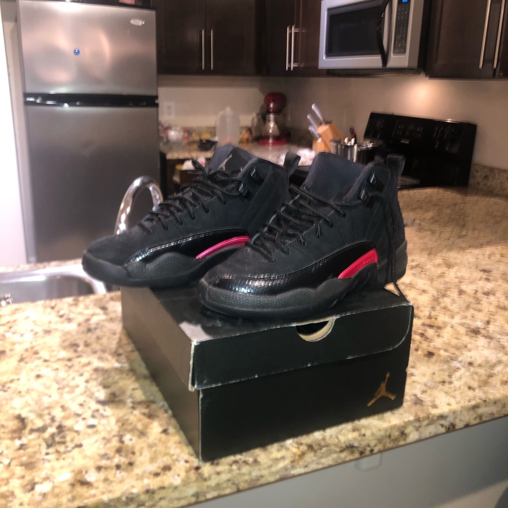 Retro 12 Jordan Youth girls